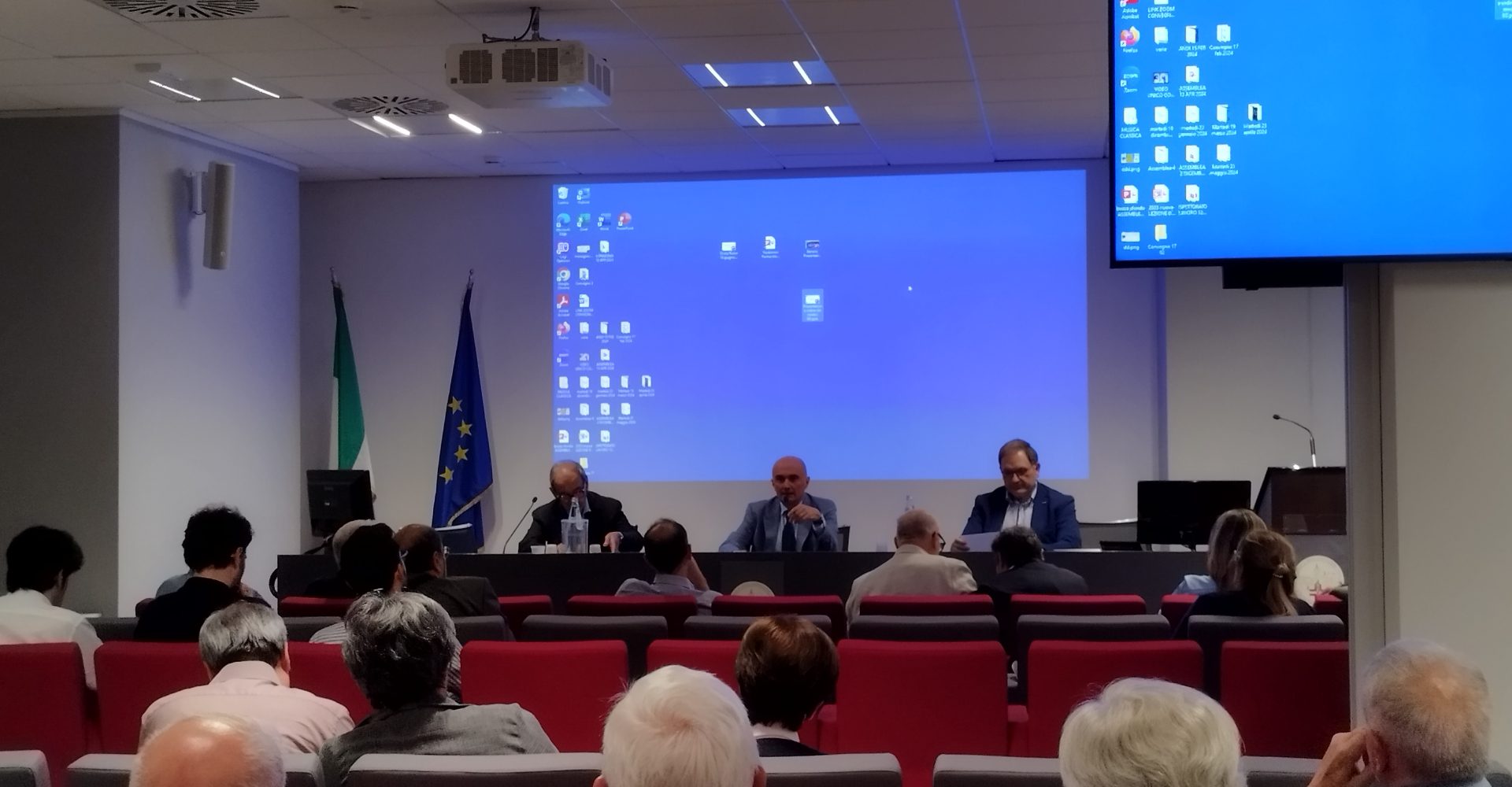 Foto di incontro "Nuove acquisizioni in tema di diagnostica e terapia della stenosi aortica. Quali novità?" Il punto ai Martedì dell'Ordine